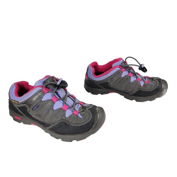 KEEN Other - Keen Girls Hiking Shoes sz US 3 EU 35 Black Purple Pink Waterproof Bungee Cinch